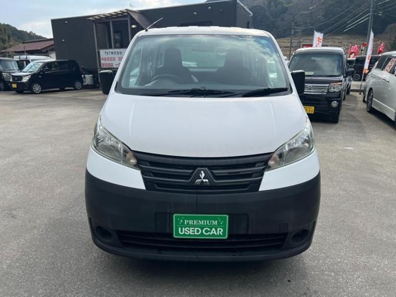 2019 Mitsubishi Delica, photo 1 of 1