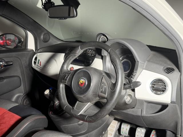 25797839_carP_l_4.jpg