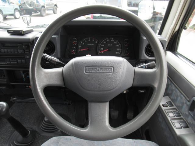 23945767_carP_l_16.jpg