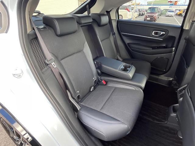 24008377_carP_l_2.jpg