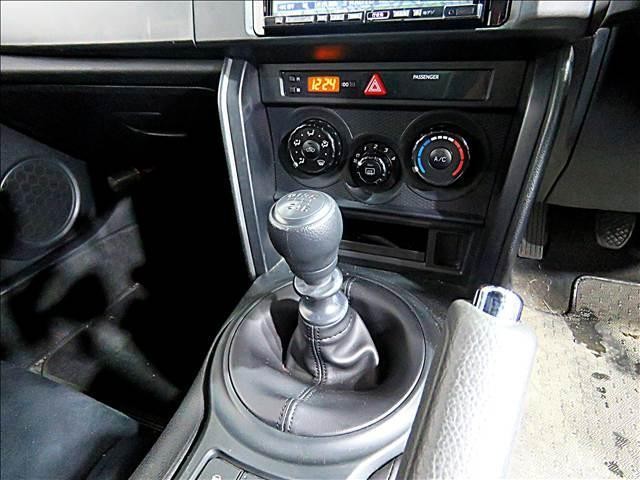 23612497_carP_l_16.jpg
