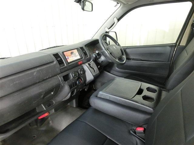 20012660_carP_l_15.jpg