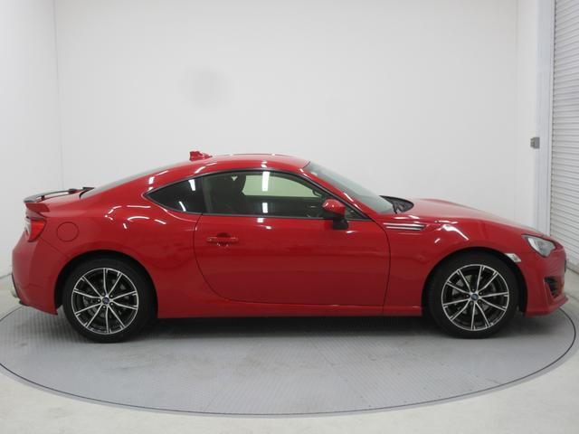21927799_carP_l_4.jpg