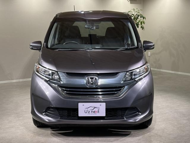22916947_carP_l_2.jpg