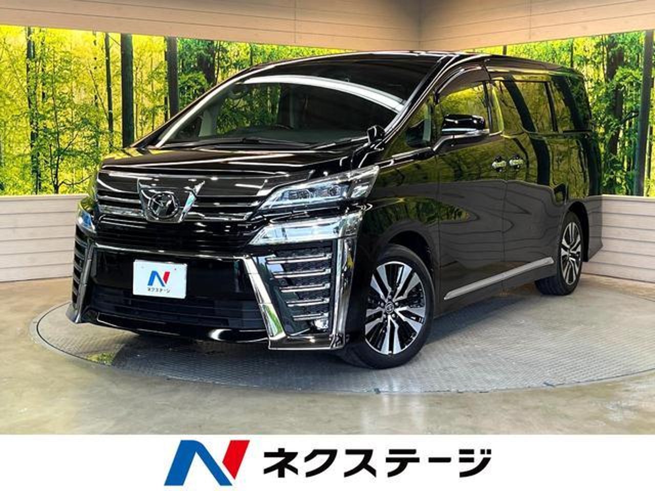 2019 Toyota Vellfire, photo 1 of 1