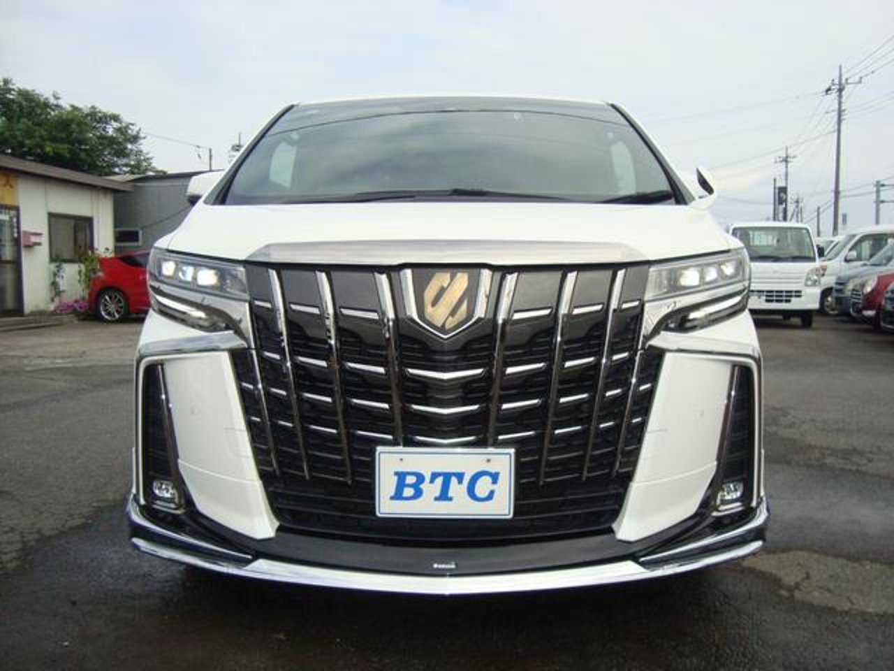 2020 Toyota Alphard, photo 1 of 1