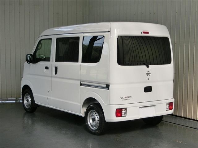 20093973_carP_l_3.jpg