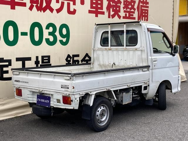 19056096_carP_l_3.jpg