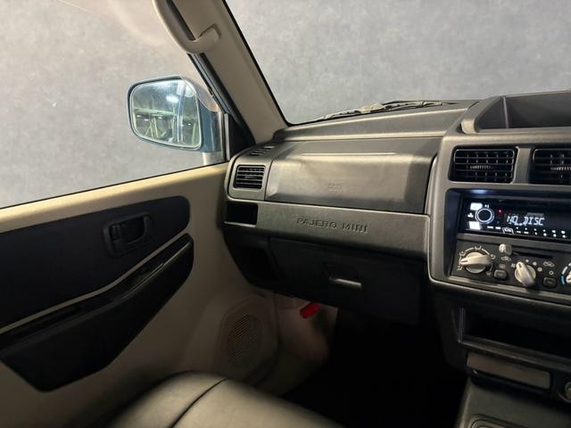 0710163A30261023W00816.jpg