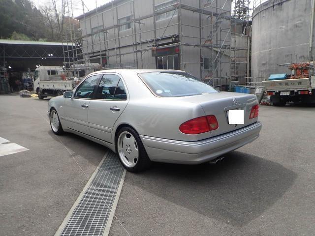 23321891_carP_l_3.jpg
