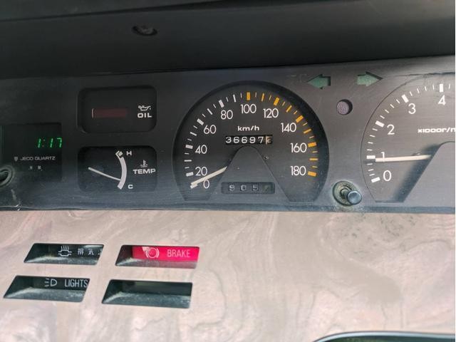 21741588_carP_l_19.jpg