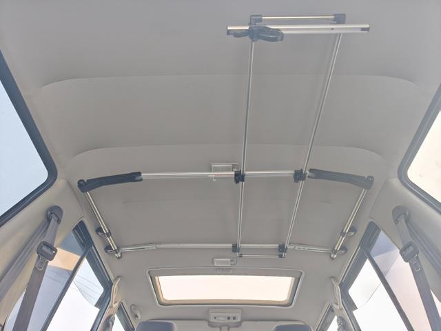 0404625A30260815W00217.jpg