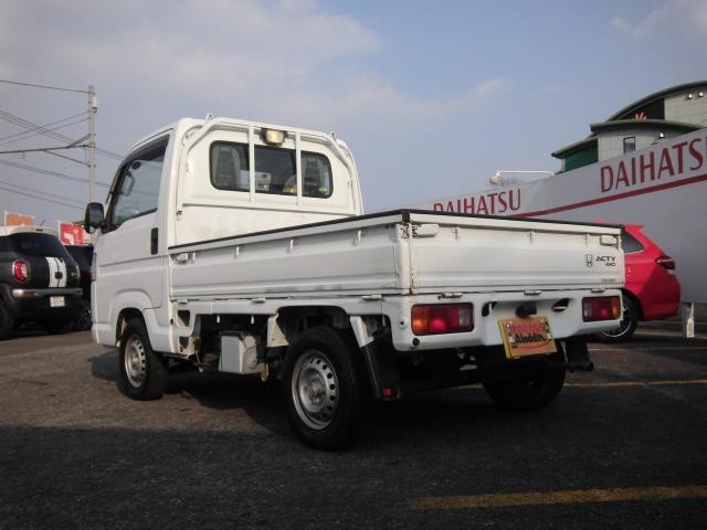 22876491_carP_l_9.jpg