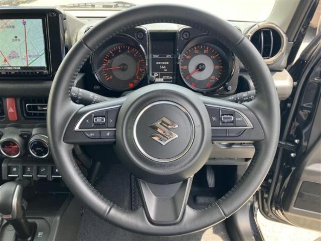 24467249_carP_l_6.jpg