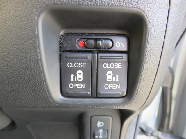 0400394A30260412W00605.jpg