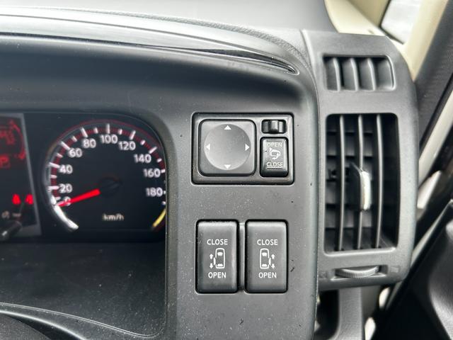 0500312A30260413W00417.jpg