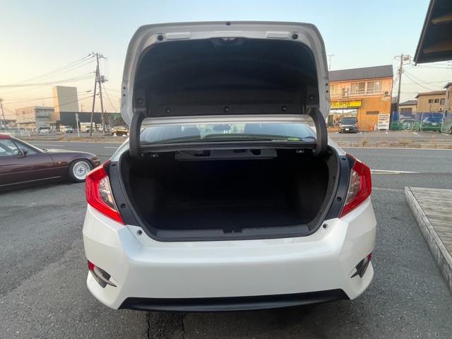 0504951A30260304W00118.jpg