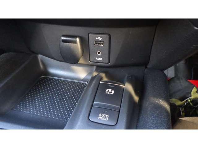 23556962_carP_l_7.jpg