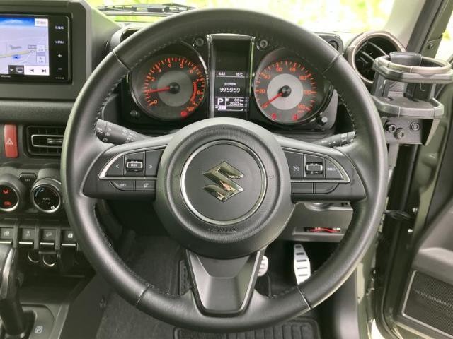 23359284_carP_l_8.jpg