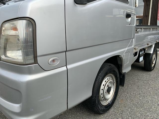0707392A30251113W00217.jpg
