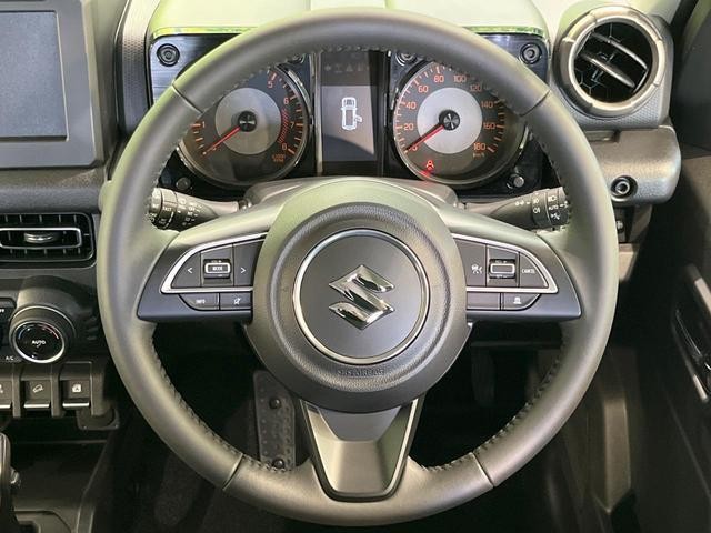 24521592_carP_l_5.jpg