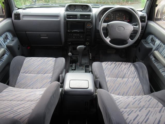 24341224_carP_l_14.jpg