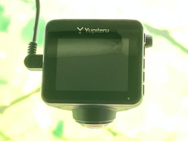 23502186_carP_l_6.jpg