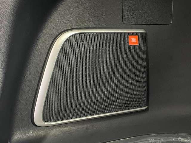 24388388_carP_l_18.jpg