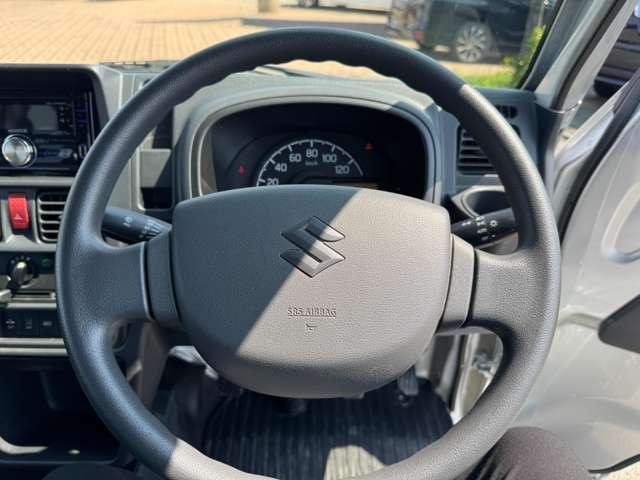 24597630_carP_l_7.jpg