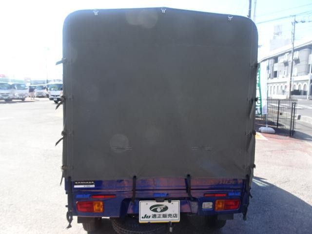 19861664_carP_l_3.jpg