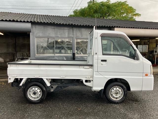 0805258A30261023W00105.jpg