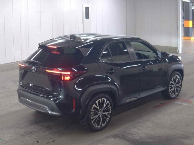 27052773_carP_l_3.jpg