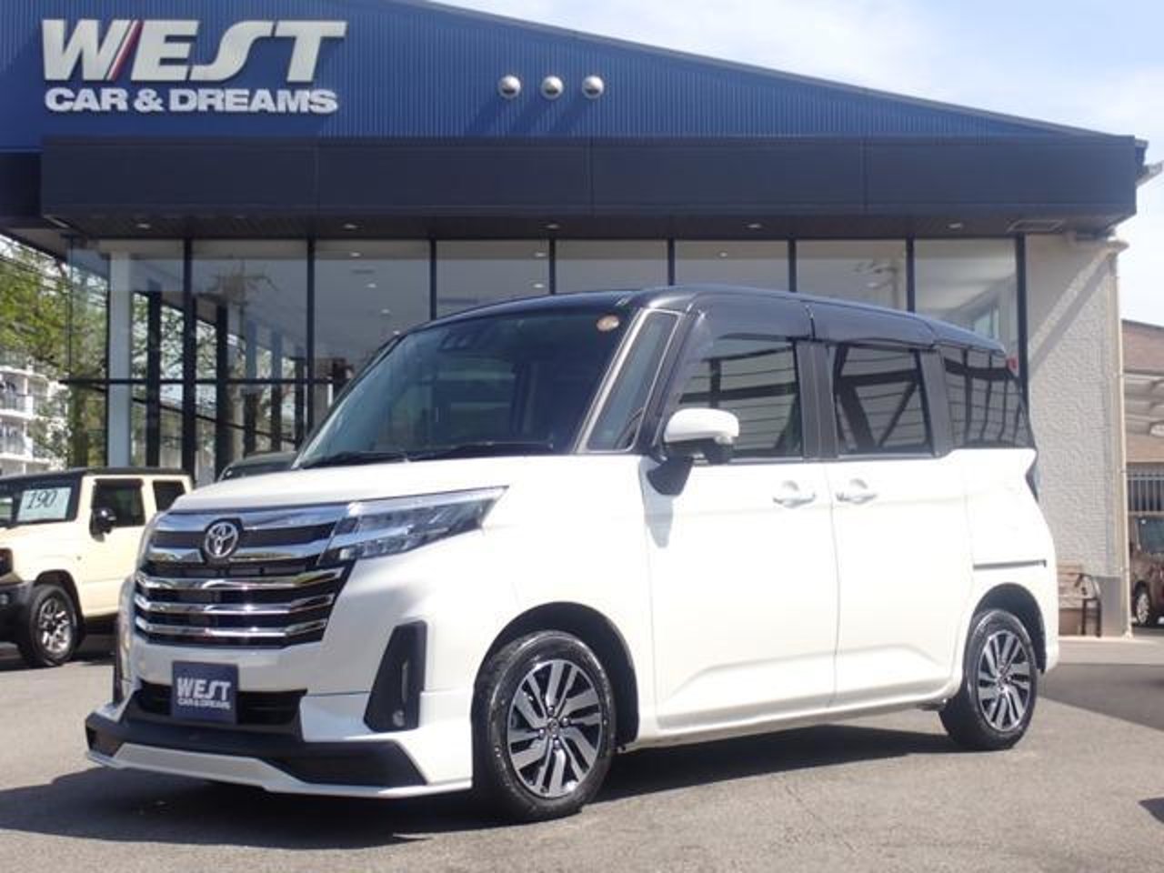2025 Toyota Roomy, photo 1 of 1