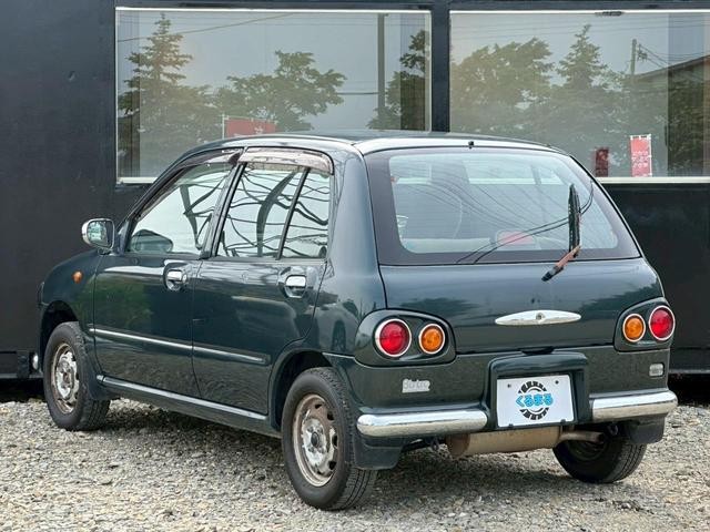 0303891A30260618W00111.jpg