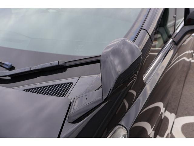 0708595A30260413W00217.jpg