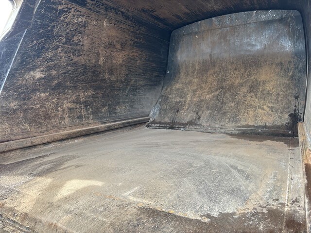 97453_16.jpg