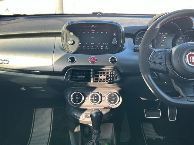 22391568_carP_l_20.jpg