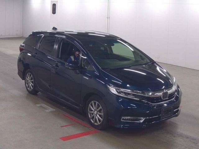 23478212_carP_l_1.jpg