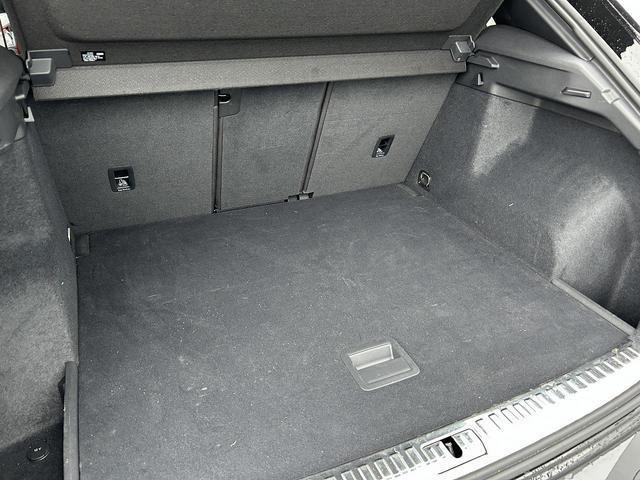 26726465_carP_l_11.jpg
