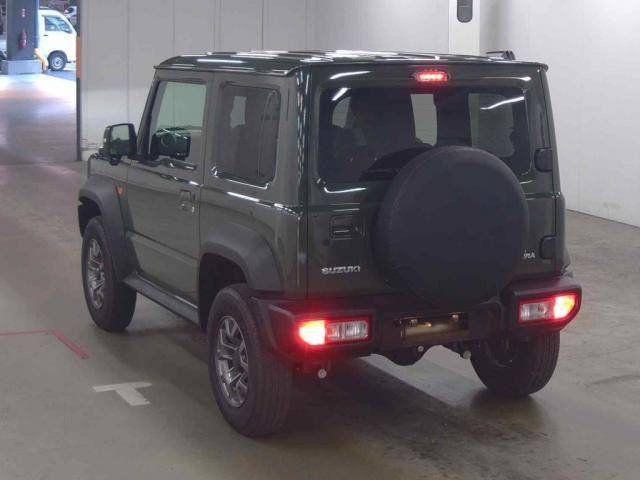 26930436_carP_l_3.jpg