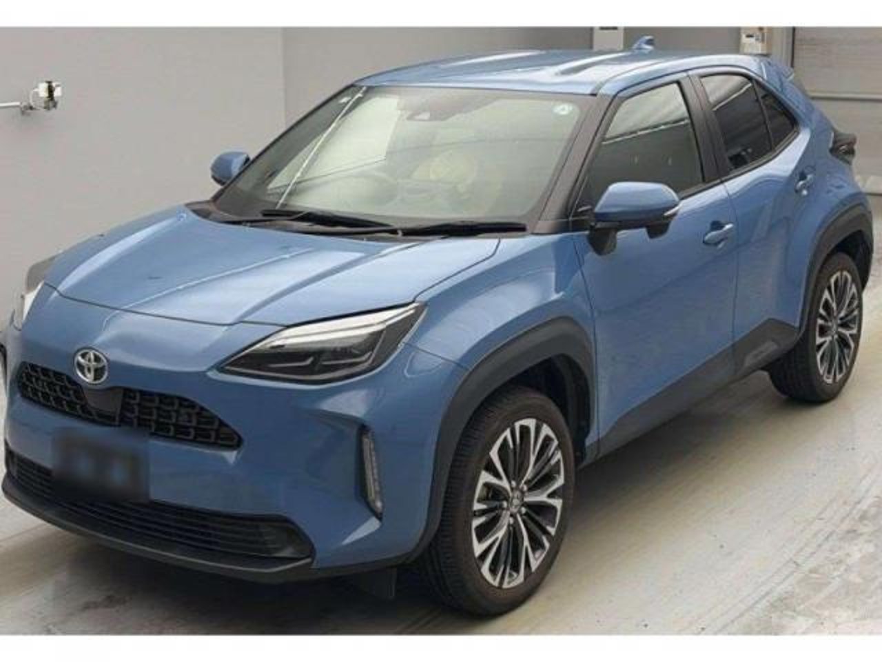 2023 Toyota Yaris, photo 1 of 1