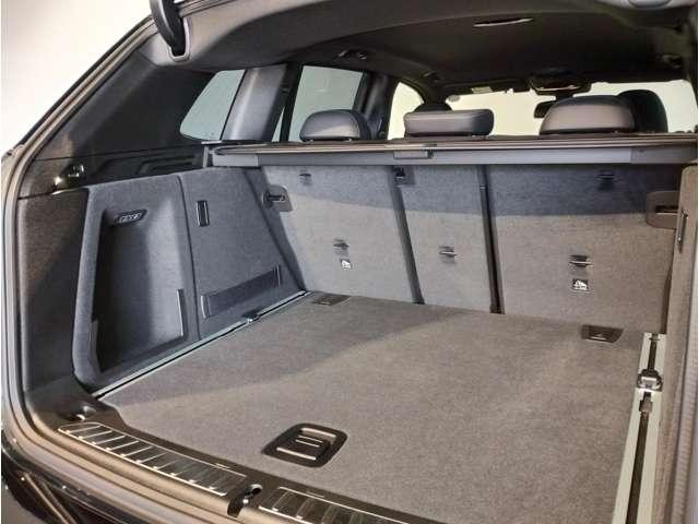 26197428_carP_l_2.jpg
