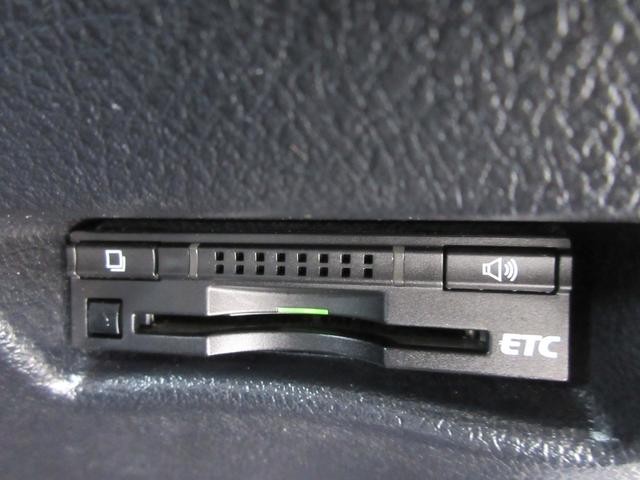 0541410A30261023W00510.jpg