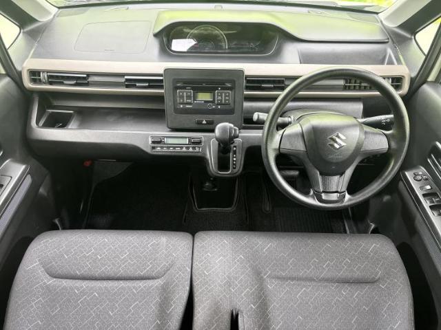 23079555_carP_l_4.jpg