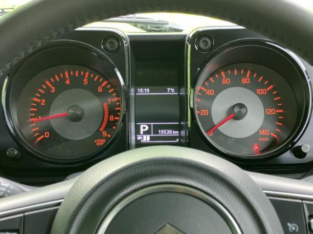 21990176_carP_l_8.jpg
