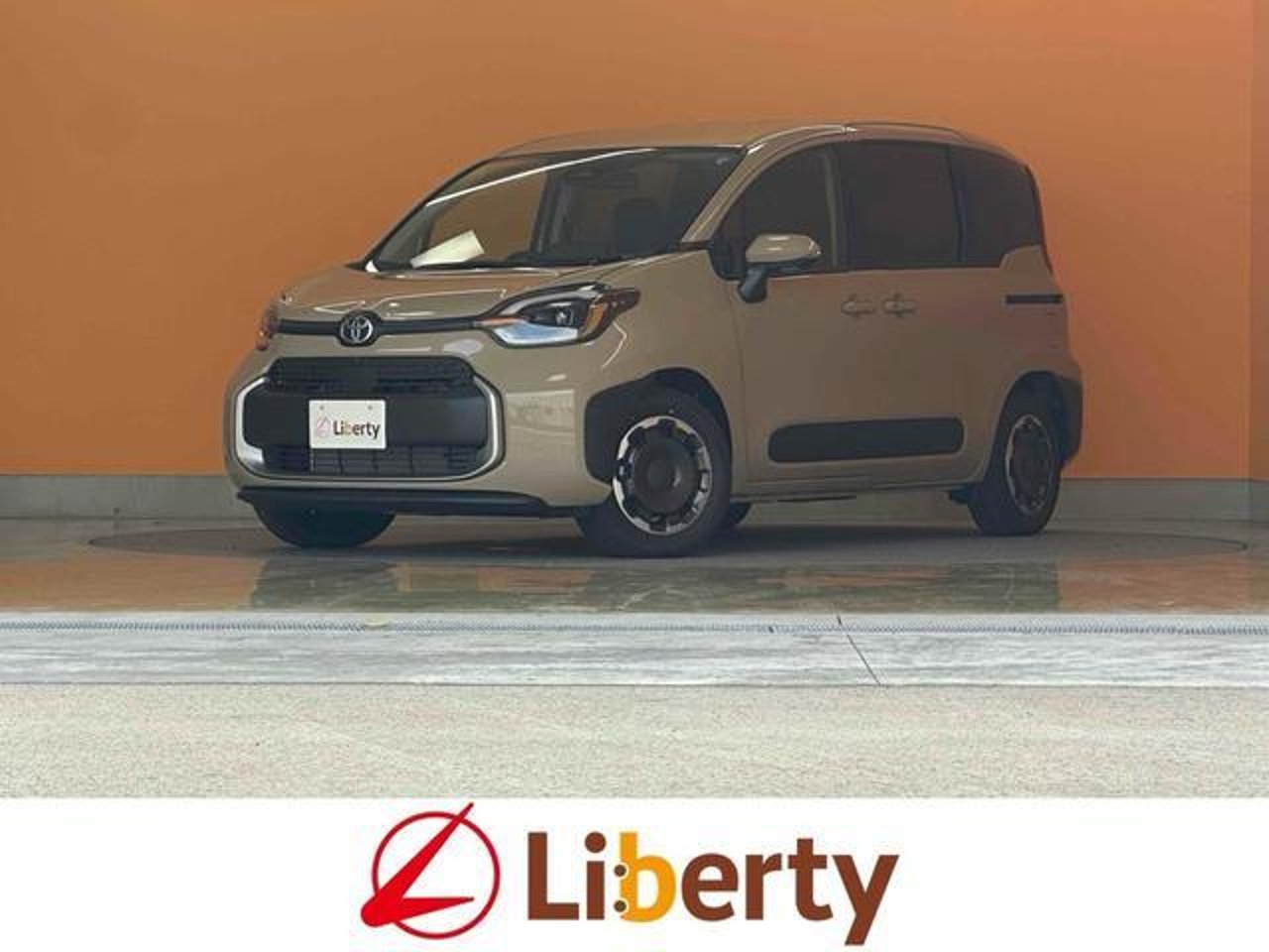 2026 Toyota Sienta, photo 1 of 1