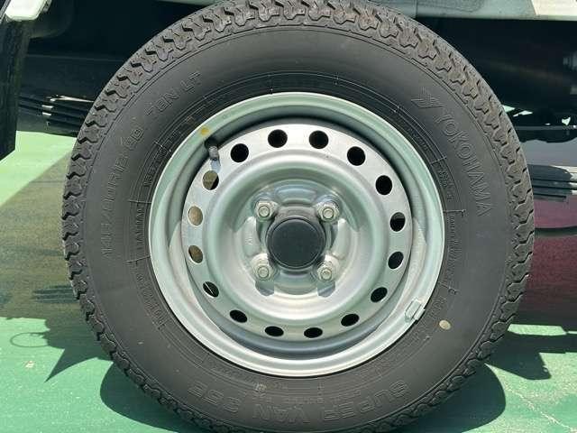 25465246_carP_l_6.jpg