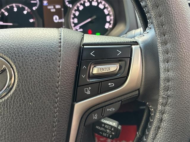 0541891A30260815W00208.jpg