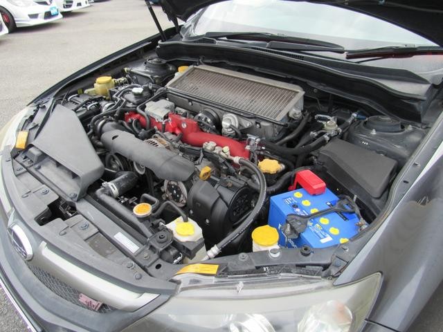 0560435A30261023W00219.jpg