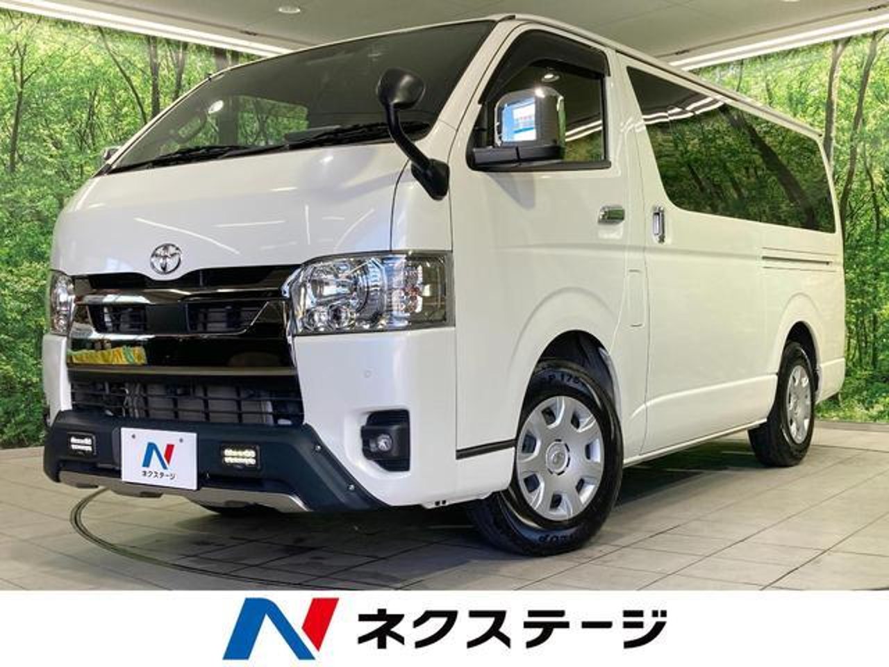 2022 Toyota Hiace, photo 1 of 1